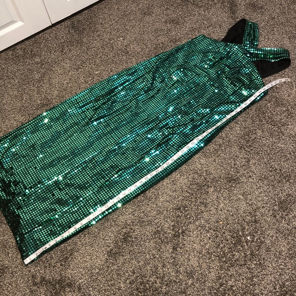 Handmade vintage green metallic retro sequins dress - Picture 6 of 8
